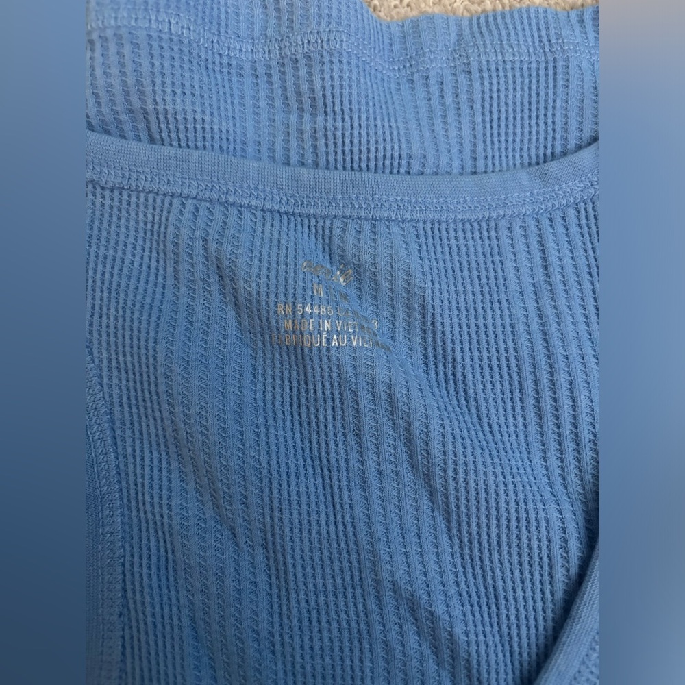 Aerie Tank - Picture 3 of 4
